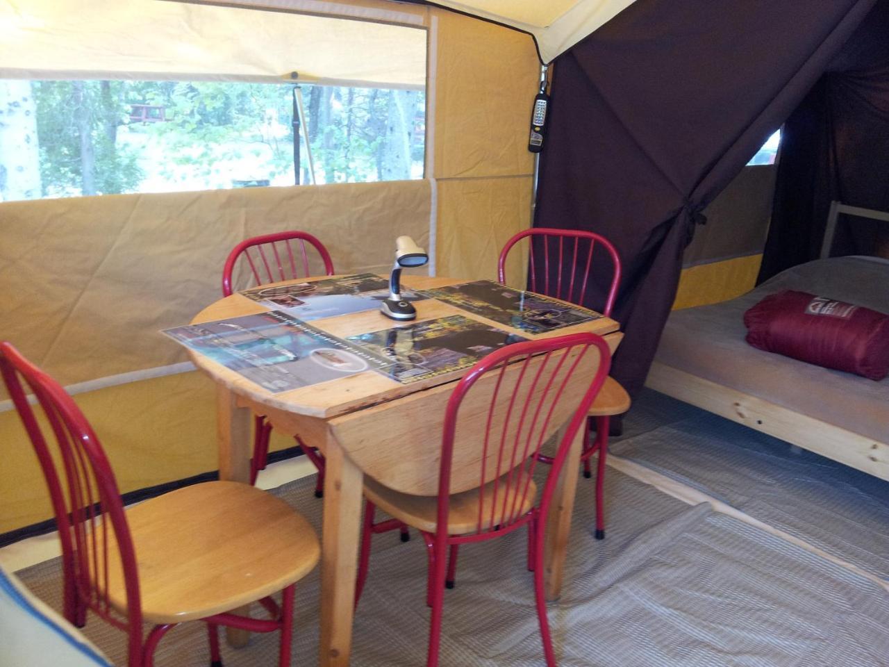 Prets-A-Camper Camping Tadoussac Zewnętrze zdjęcie